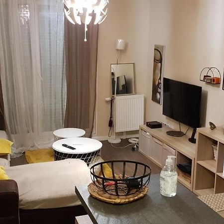 Apparemment Cosy Avec Parking Exterieur Gratuit Apartment Aulnay-sous-Bois Exterior foto