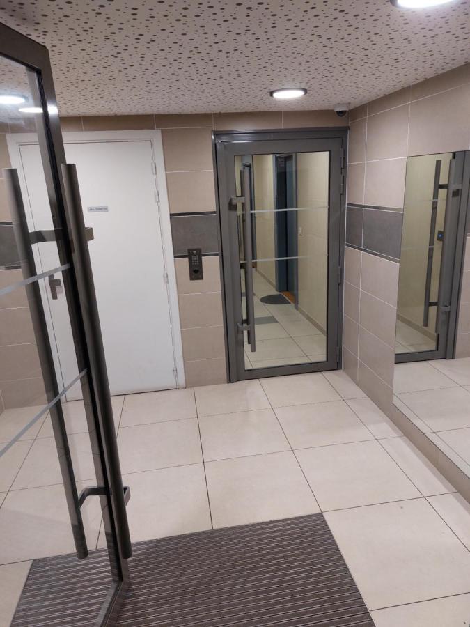 Apparemment Cosy Avec Parking Exterieur Gratuit Apartment Aulnay-sous-Bois Exterior foto
